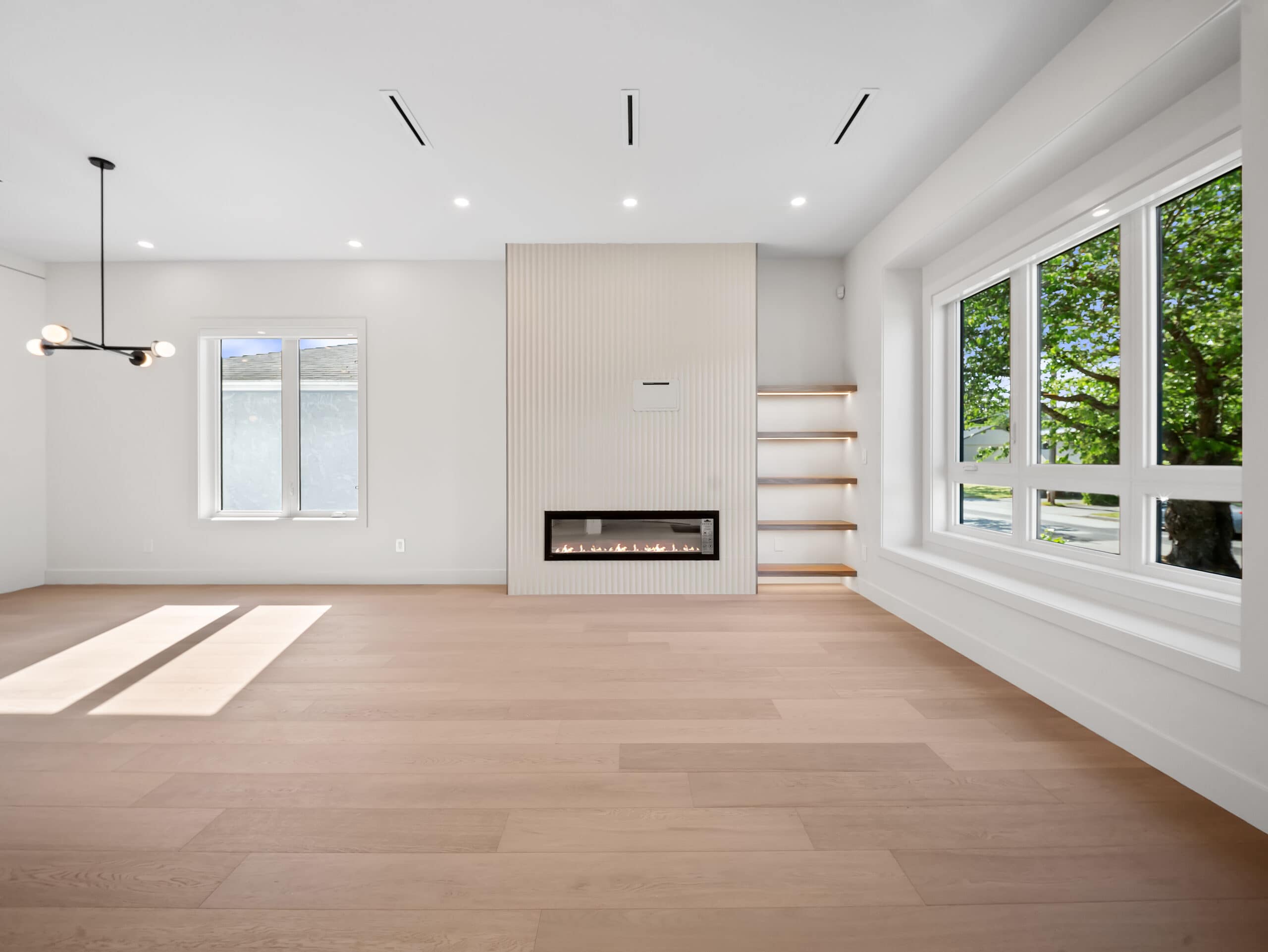 Peter Street, interior 2