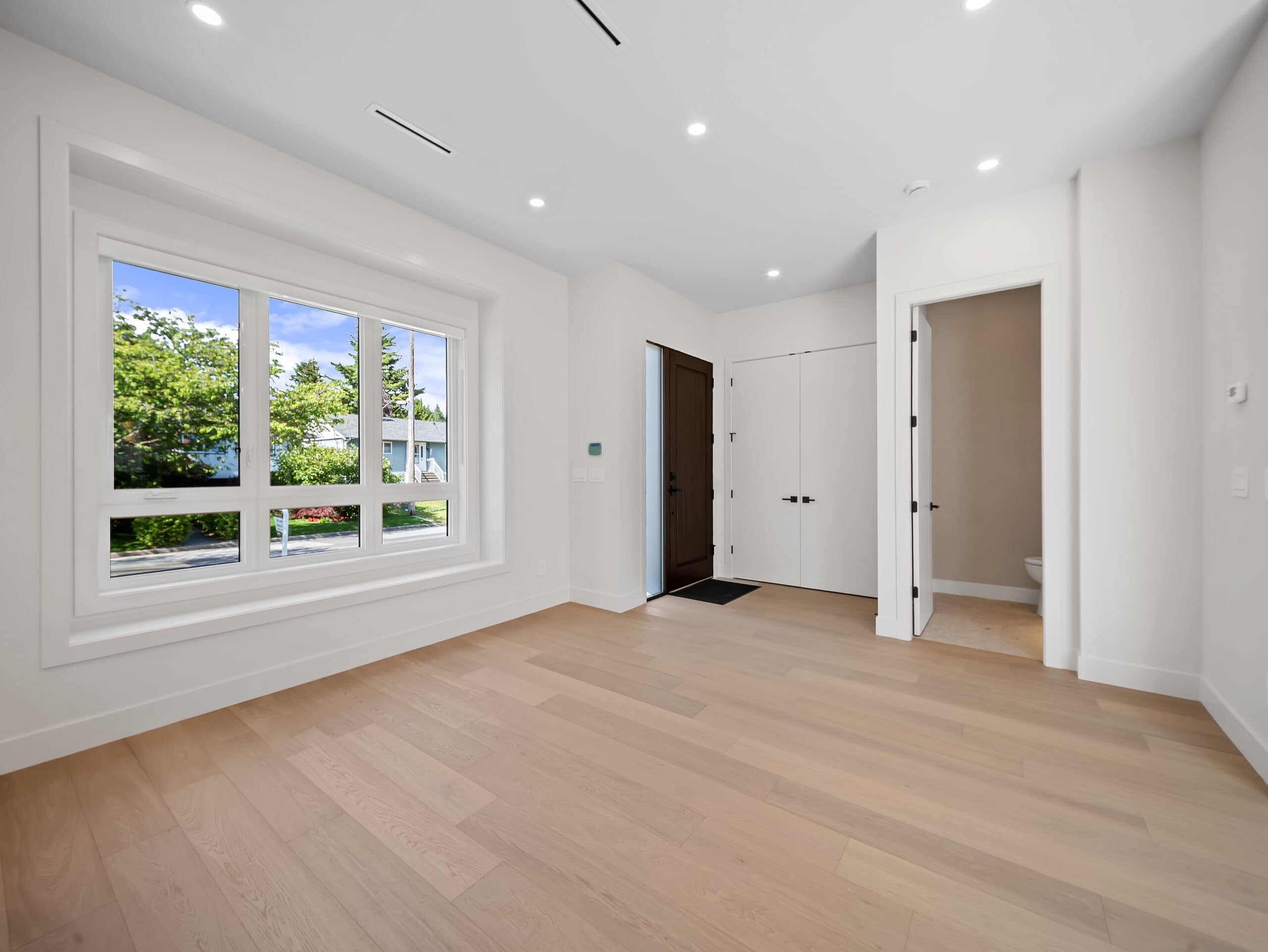 Peter Street, interior 4