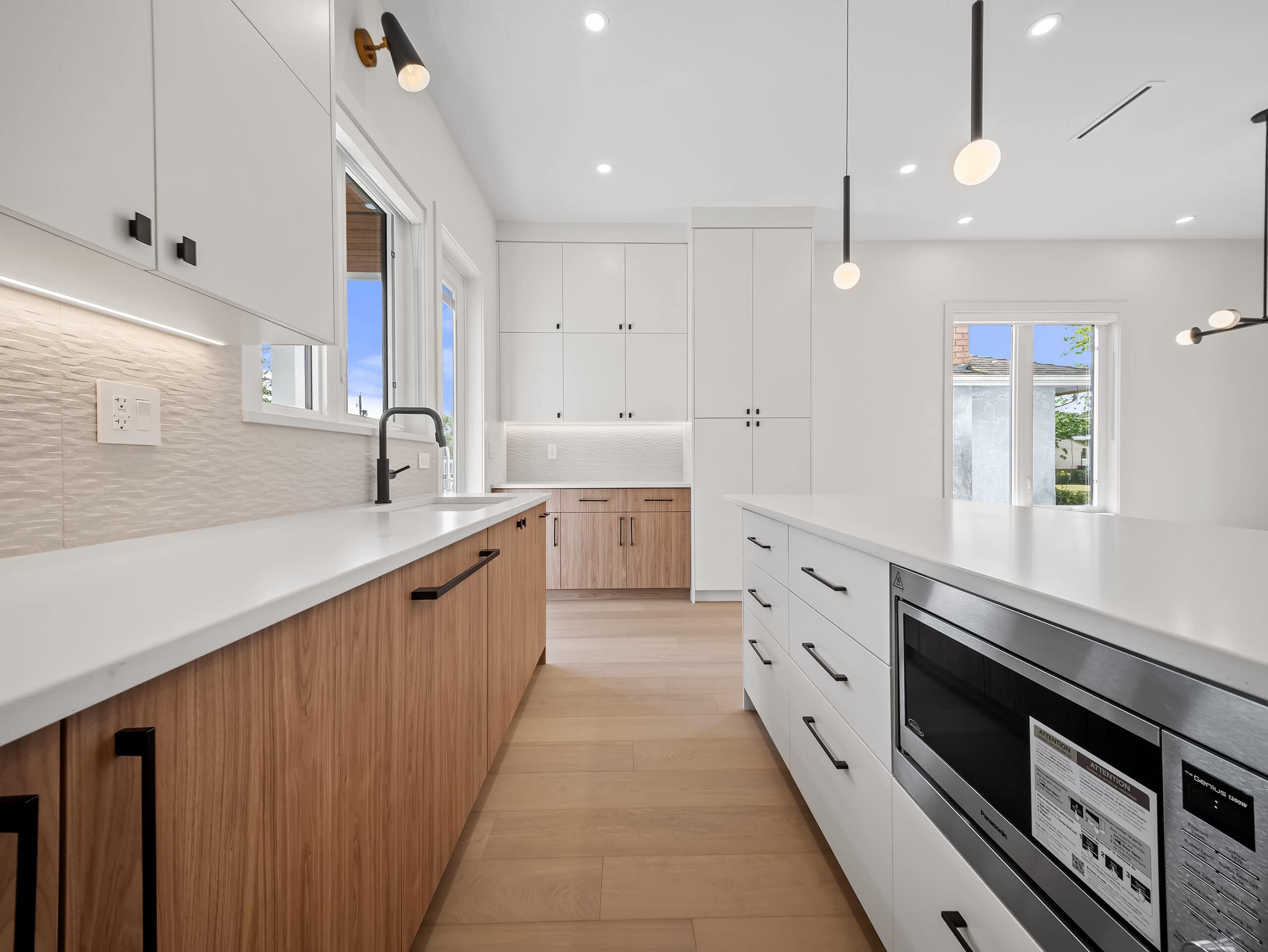 Peter Street, interior 8