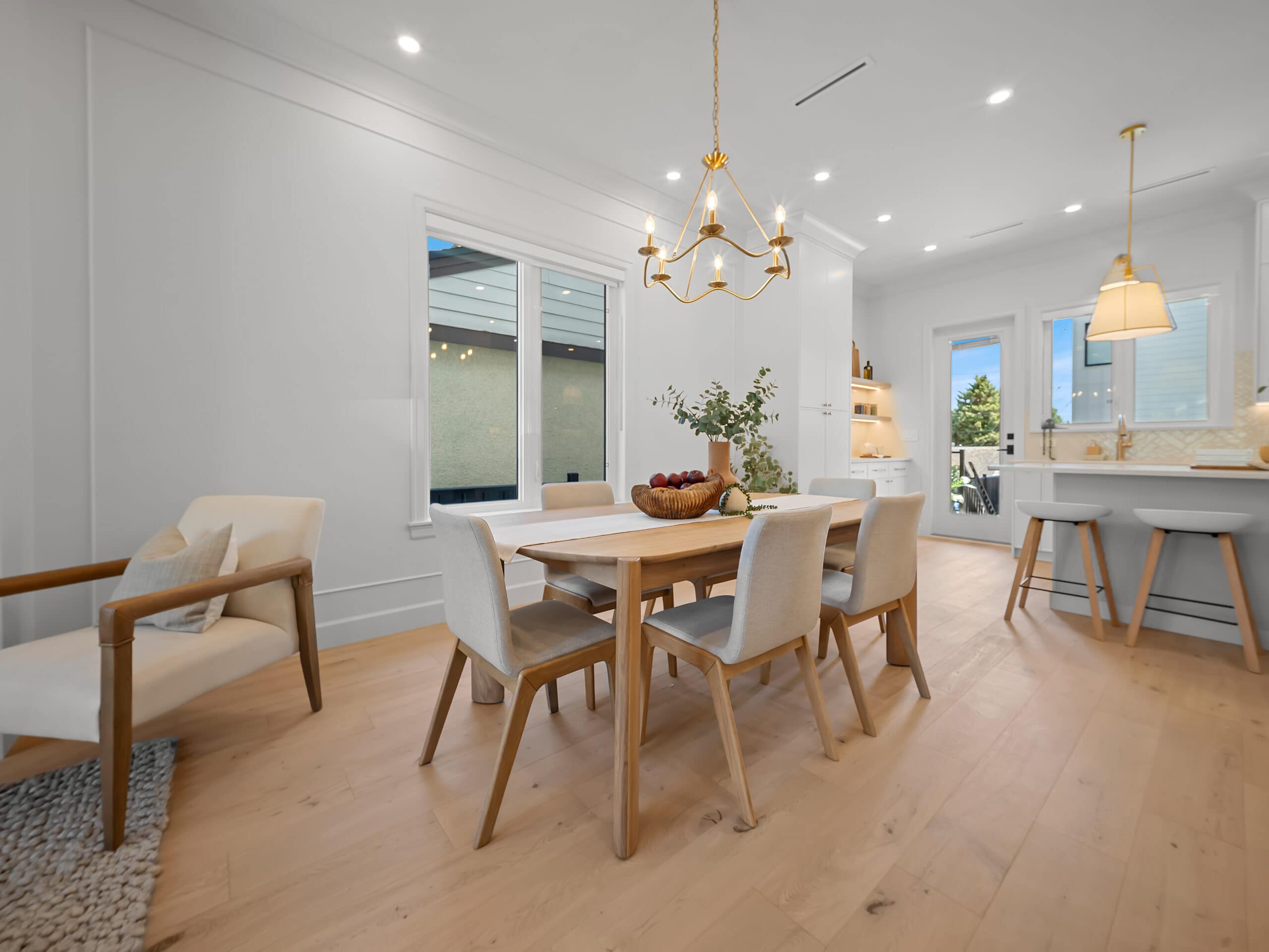 Peter Street, interior 15
