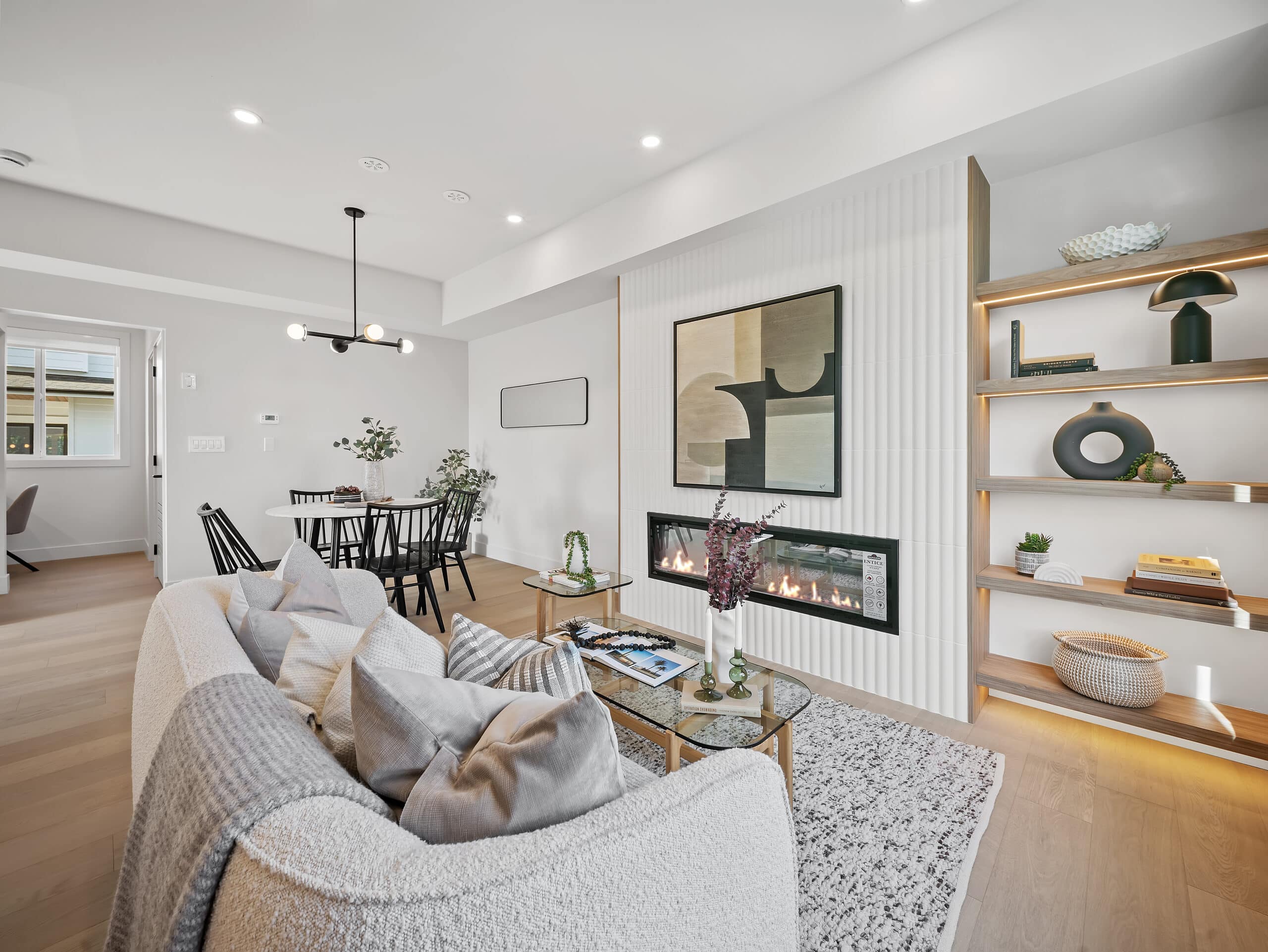 Peter Street, interior 25