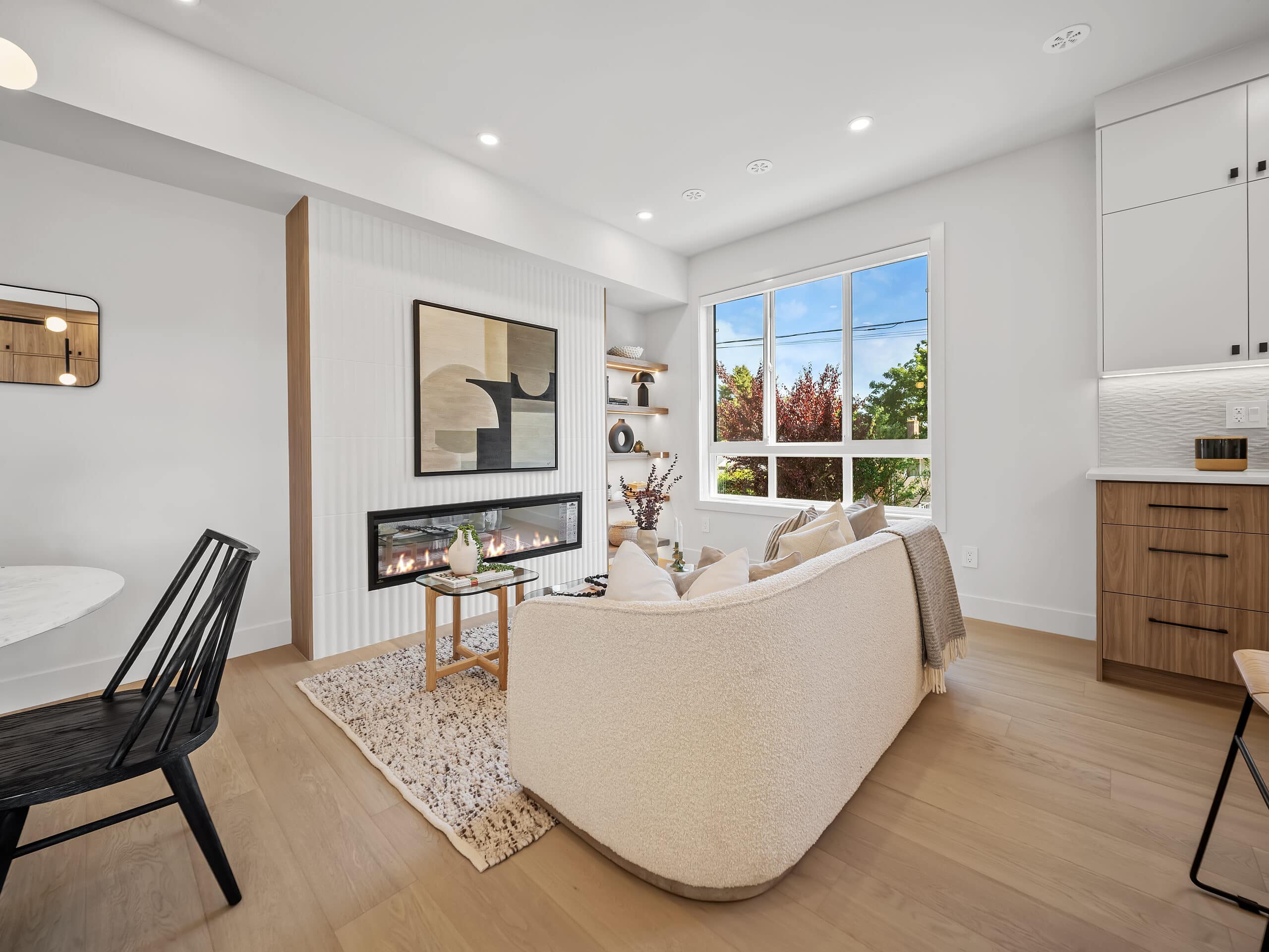 Peter Street, interior 27