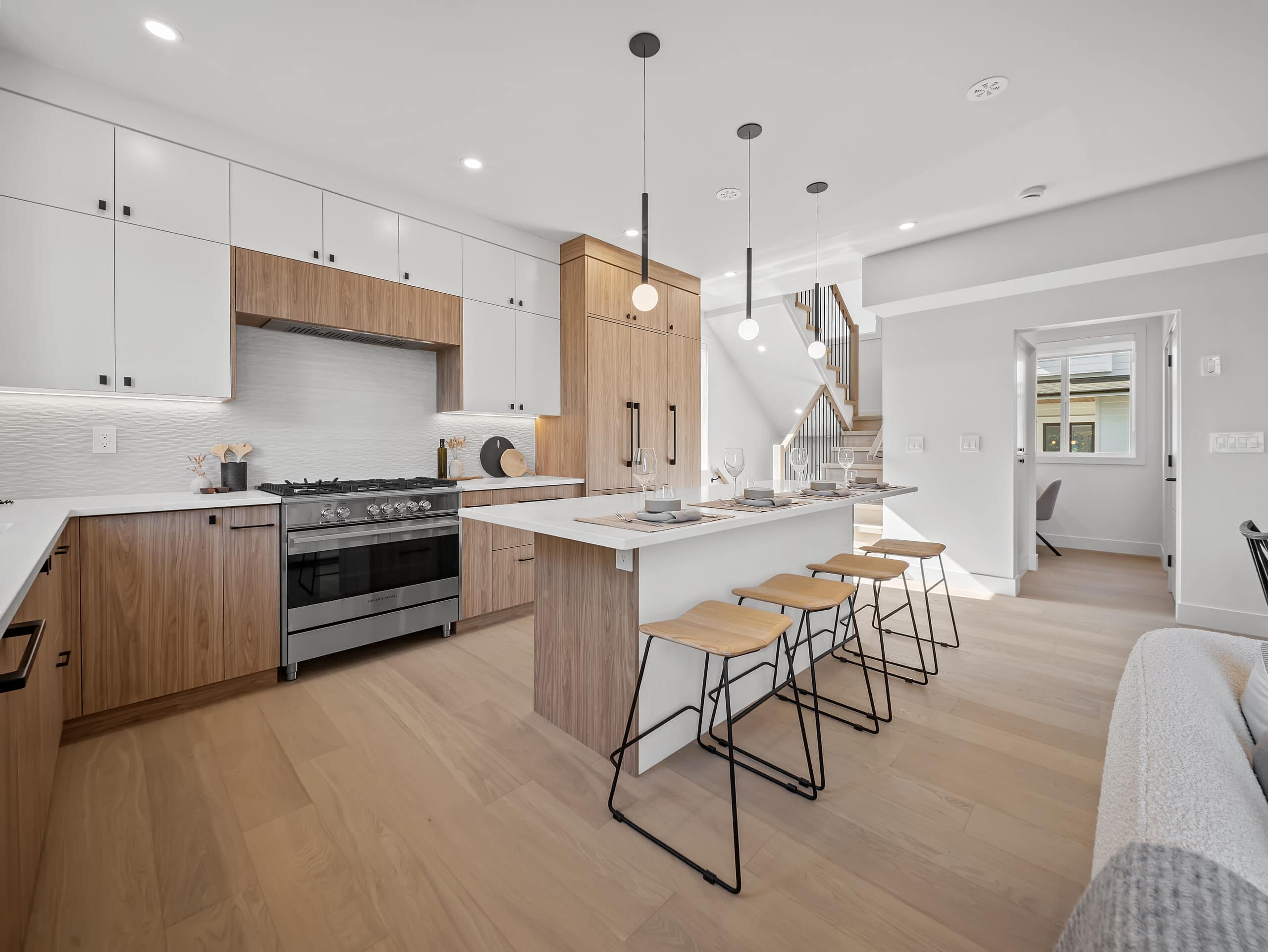 Peter Street, interior 30