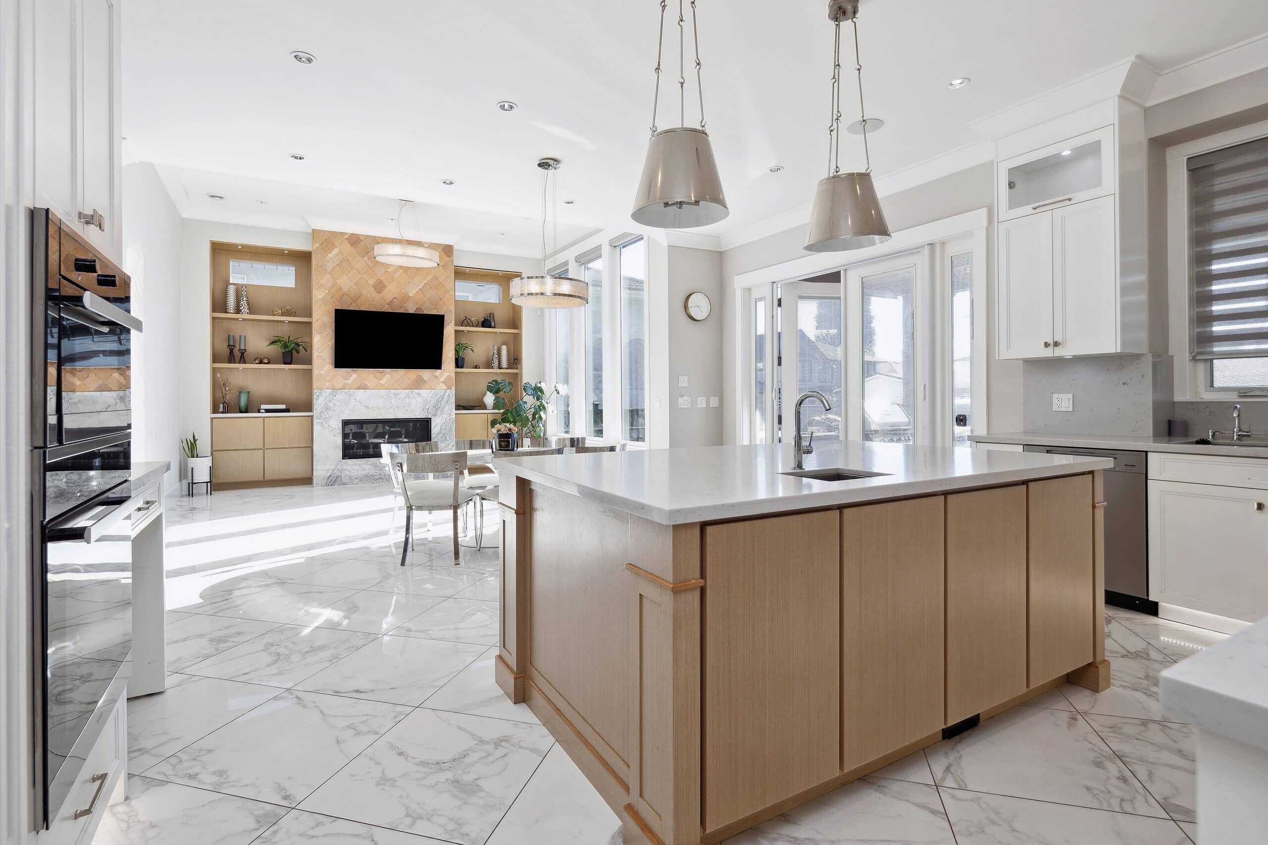 Sperling Avenue, view 6