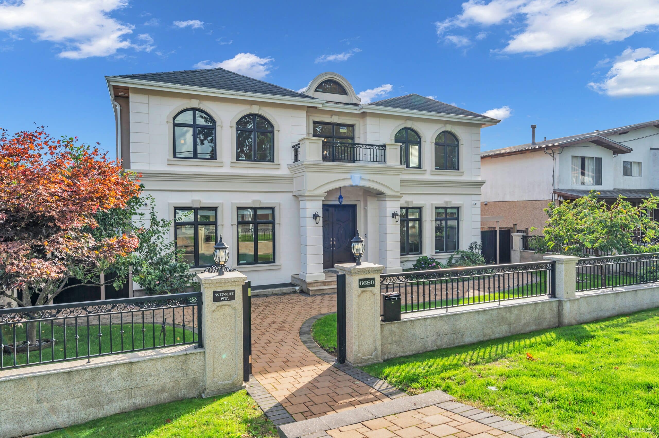 Winch Street, view 1